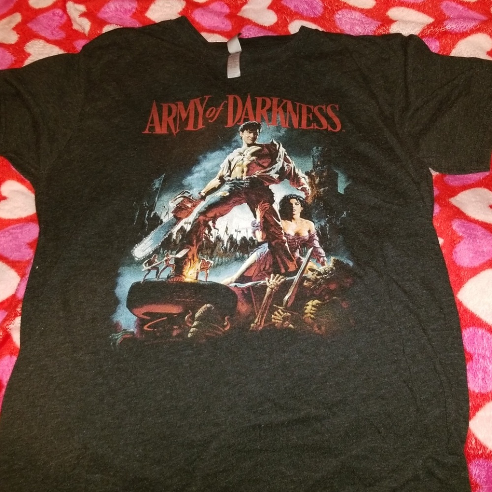 Army of Darkness tshirt.